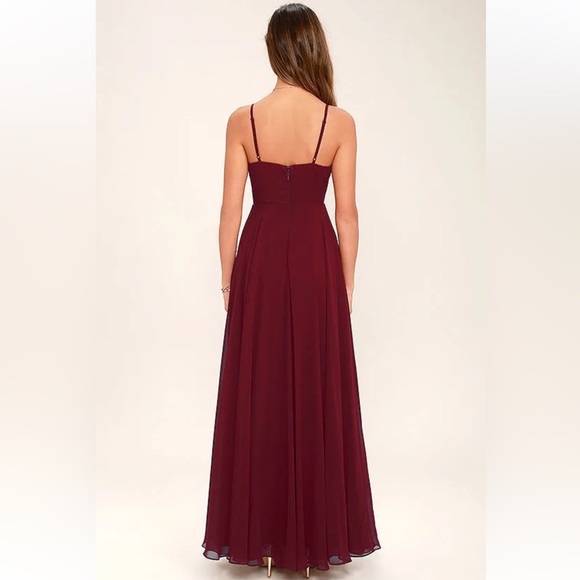 Lulu's All About Love Wine Red Burgundy V-Neck Maxi Dress Women’s Size Medium - Picture 4 of 13